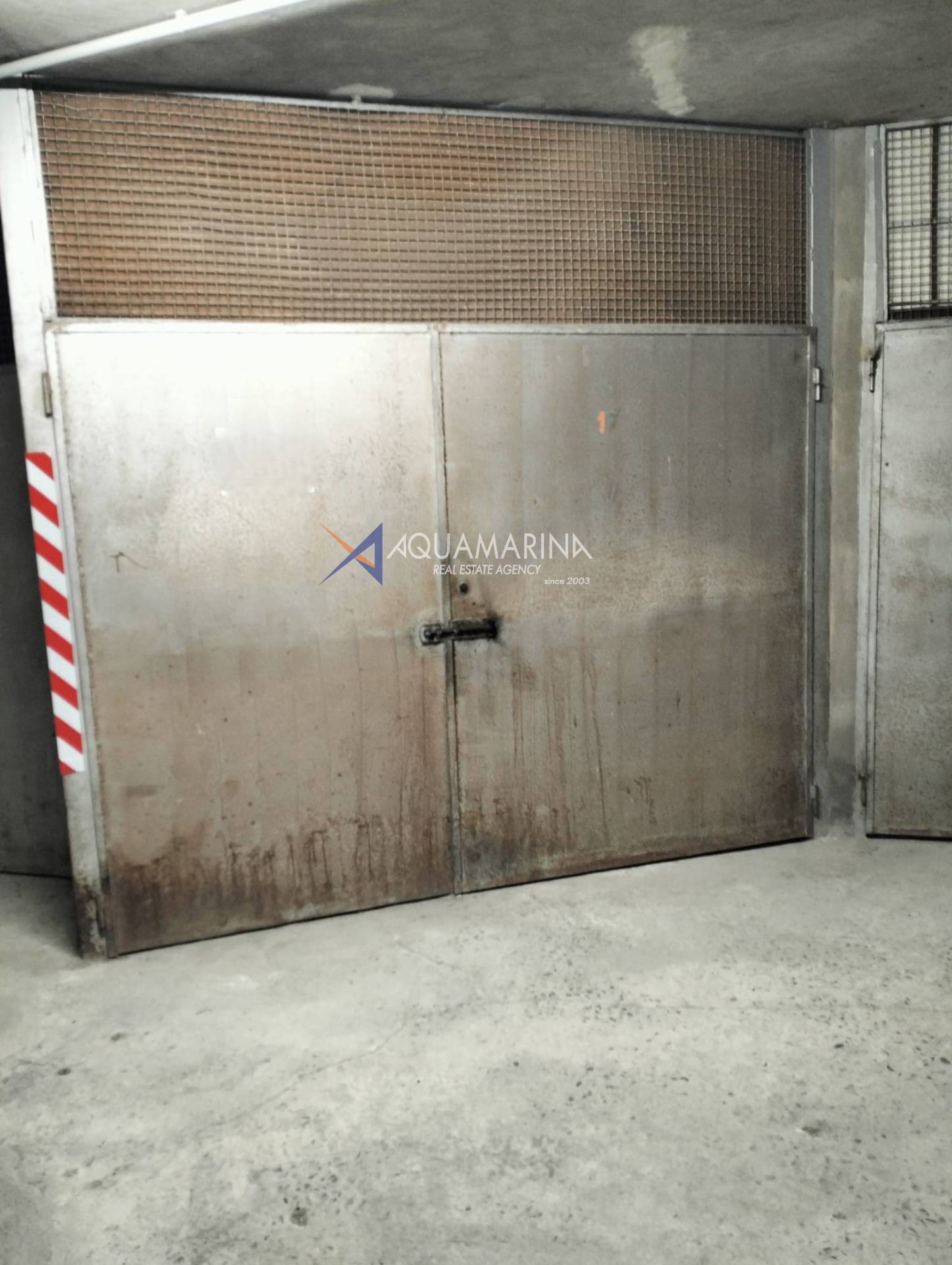 Box o garage in vendita a Ventimiglia