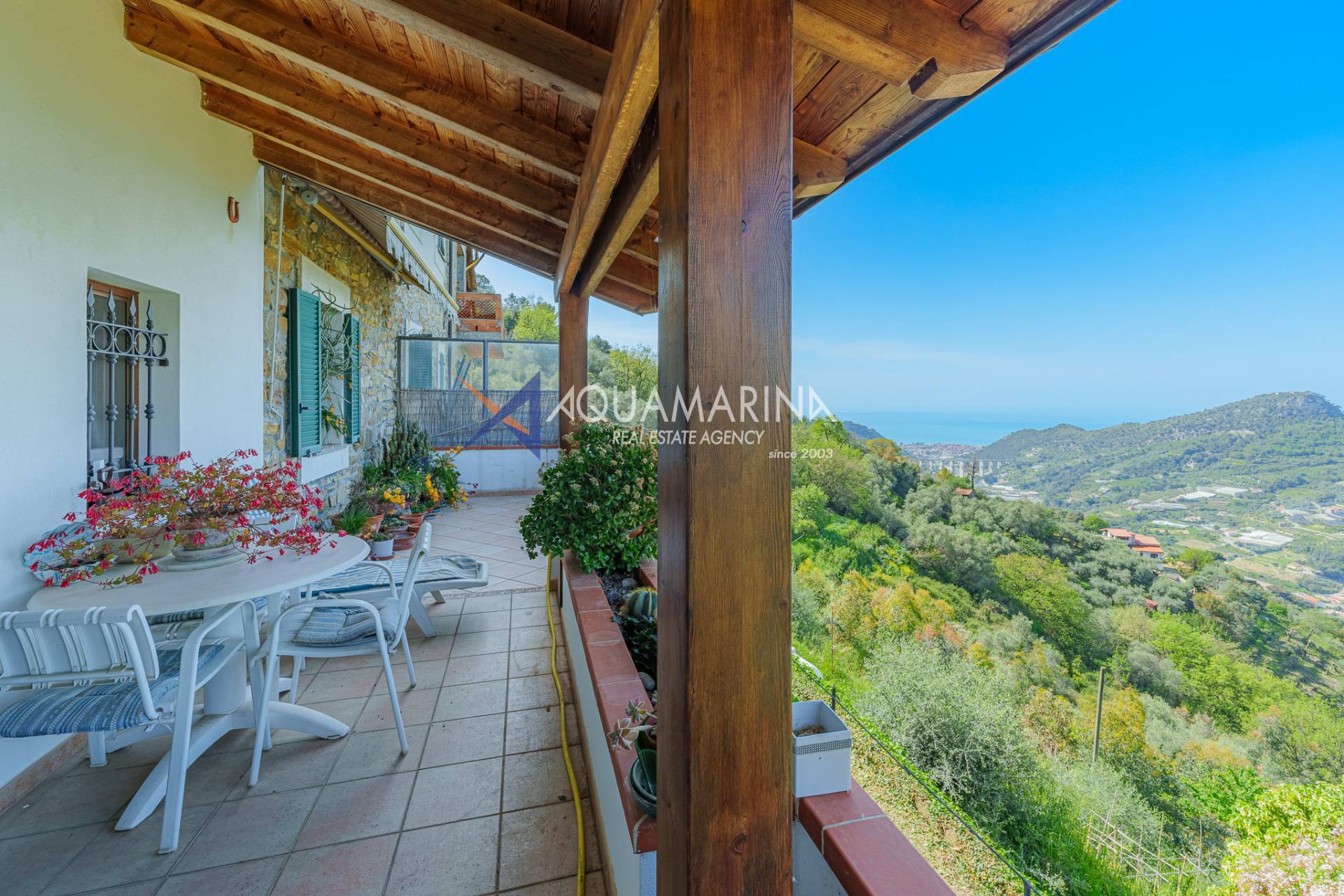 Villa in vendita a Vallebona