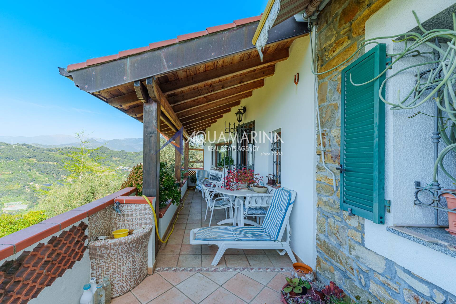 Villa in vendita a Vallebona