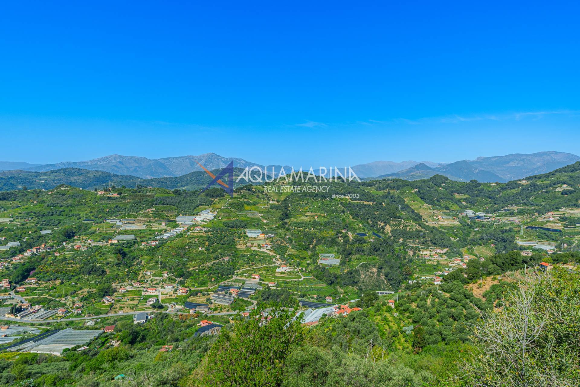 Villa in vendita a Vallebona