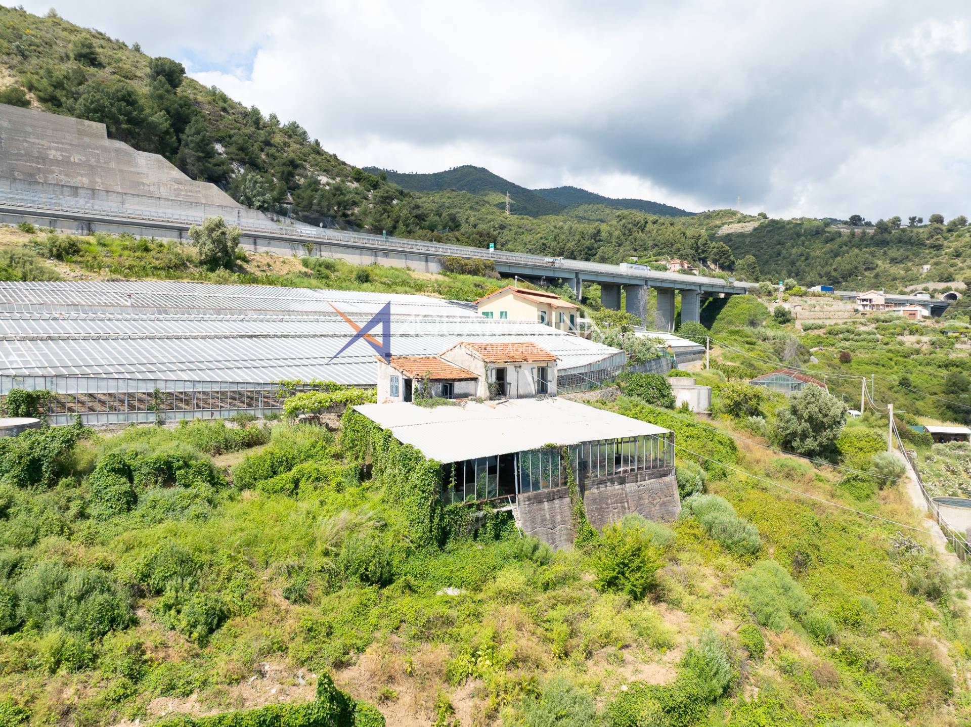 Villa in vendita a Ospedaletti