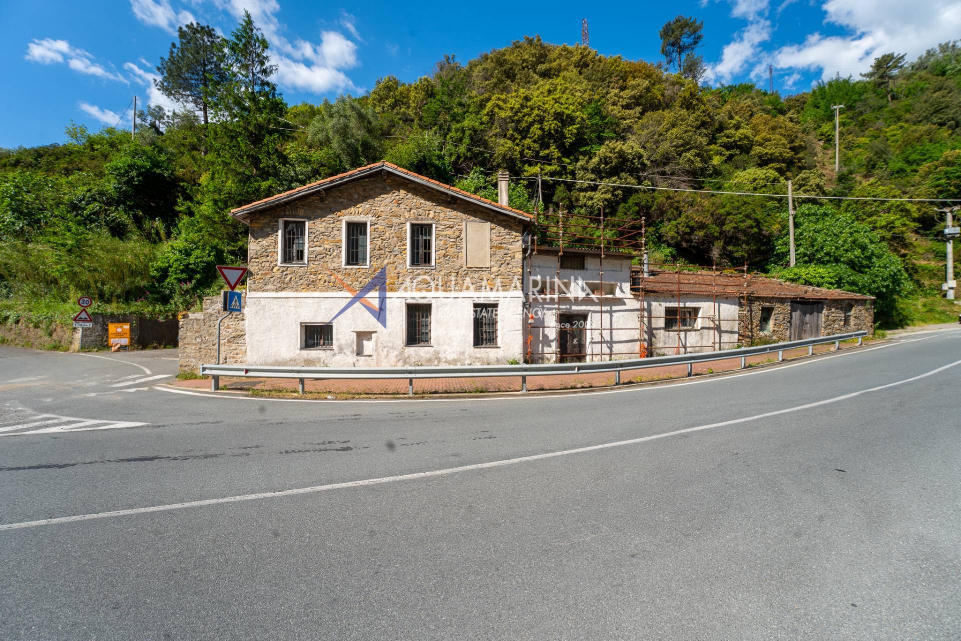 Villa in vendita a Badalucco