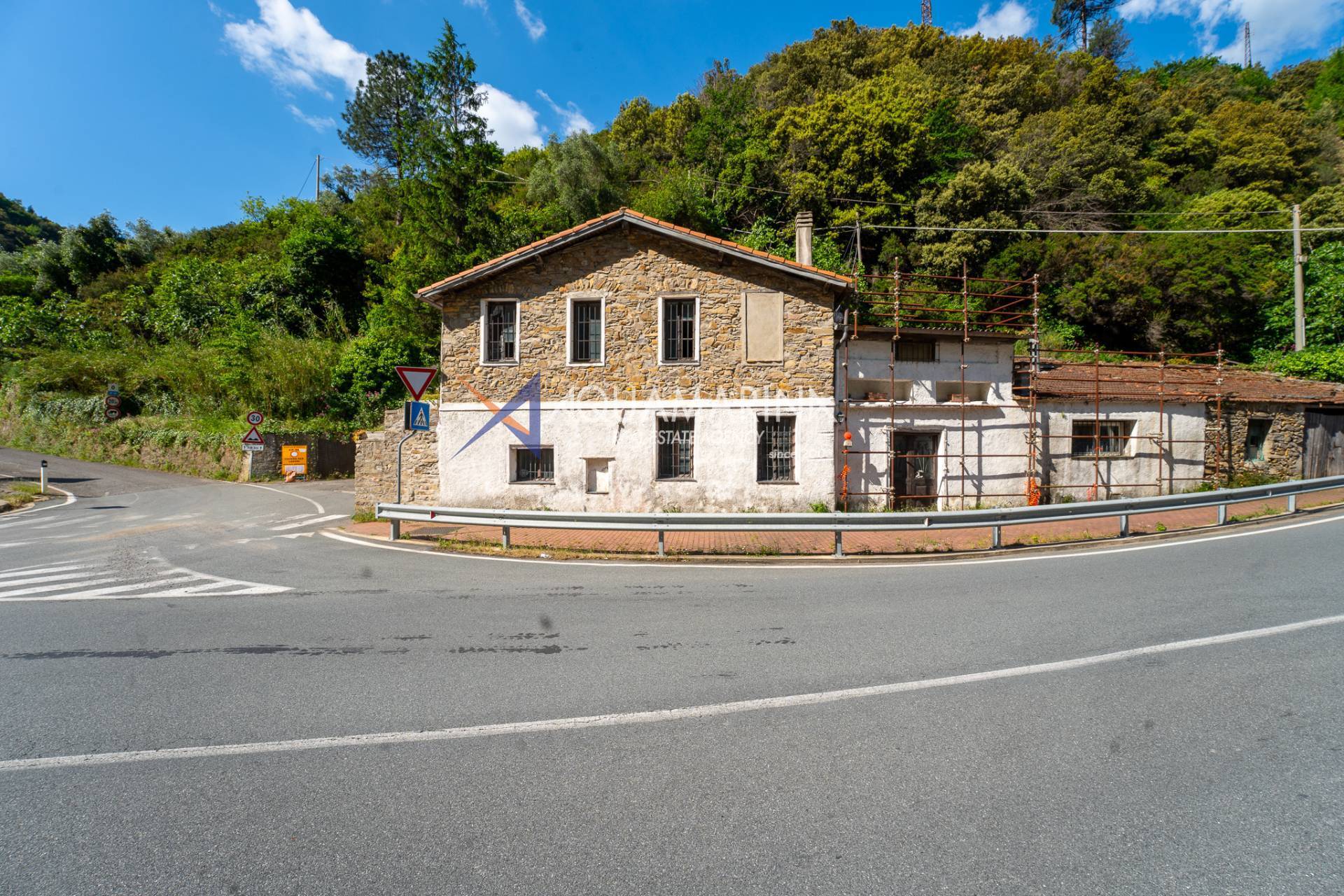 Villa in vendita a Badalucco