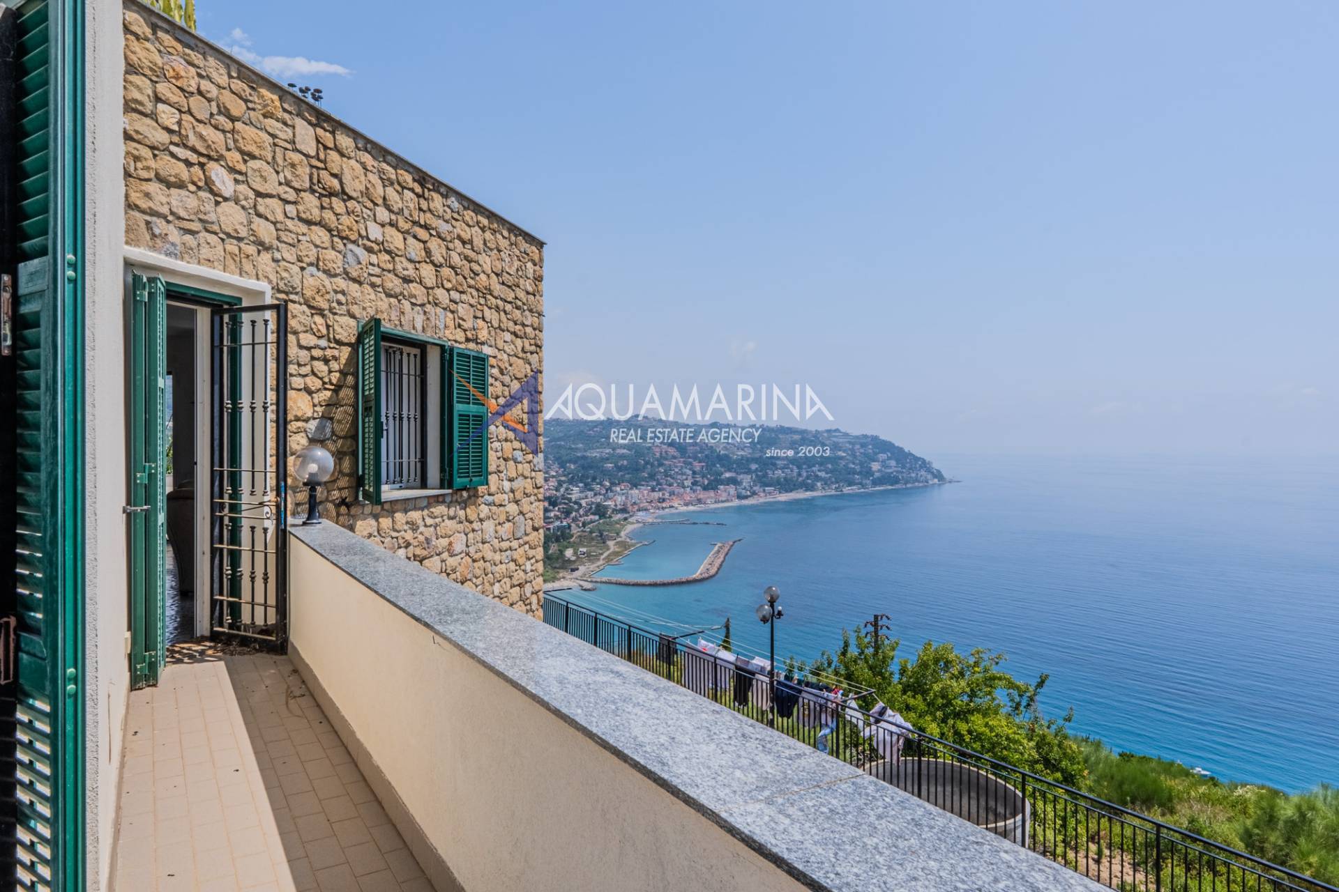 Villa in vendita a Bordighera