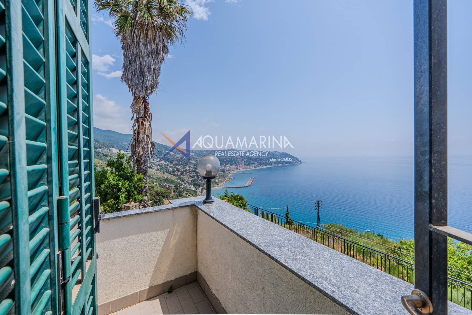 Villa in vendita a Bordighera