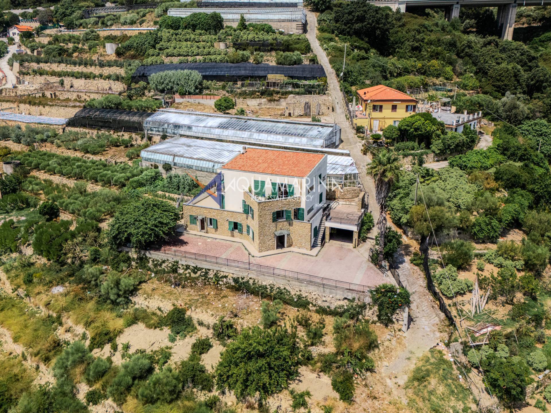 Villa in vendita a Bordighera