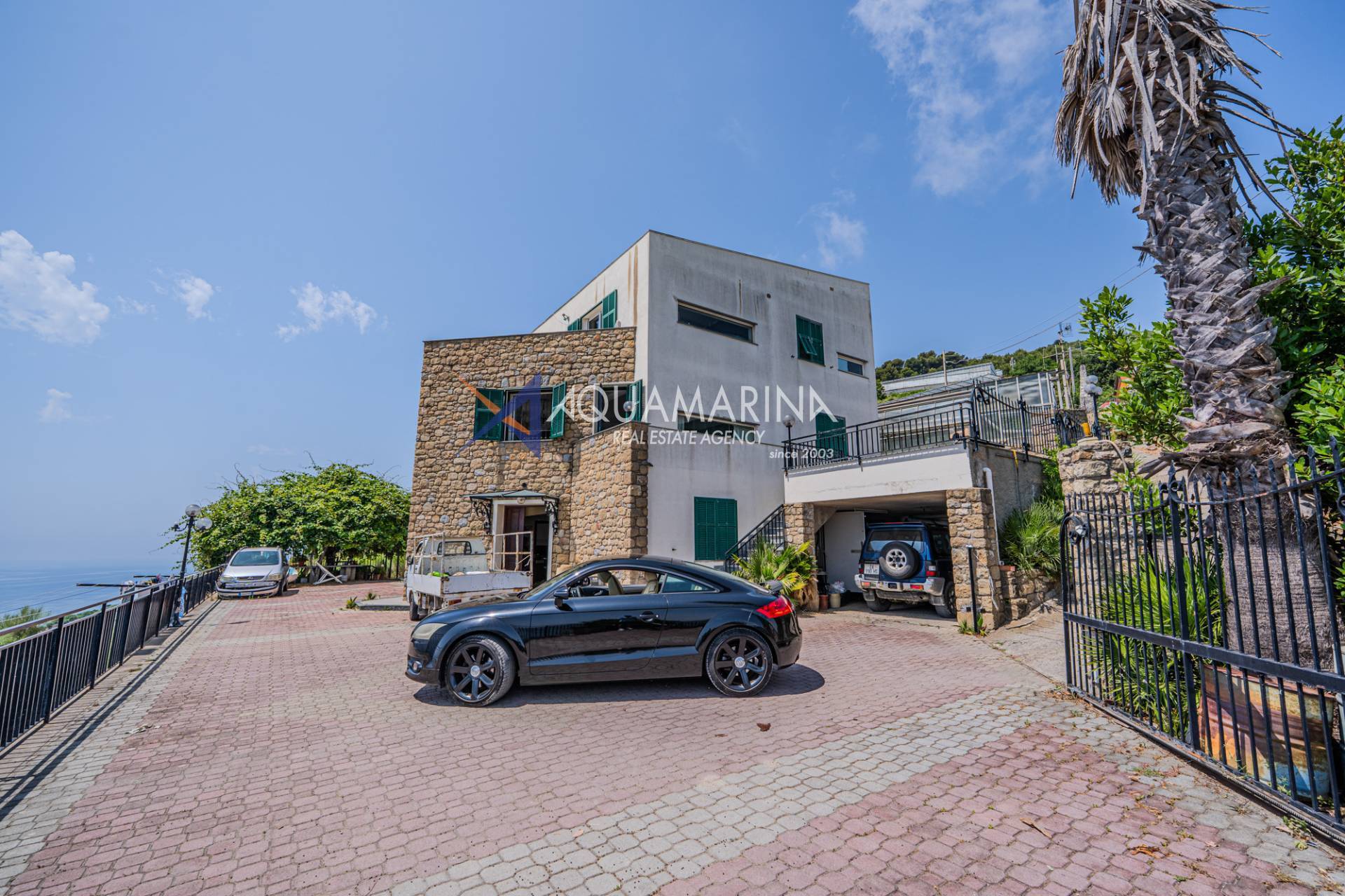 Villa in vendita a Bordighera