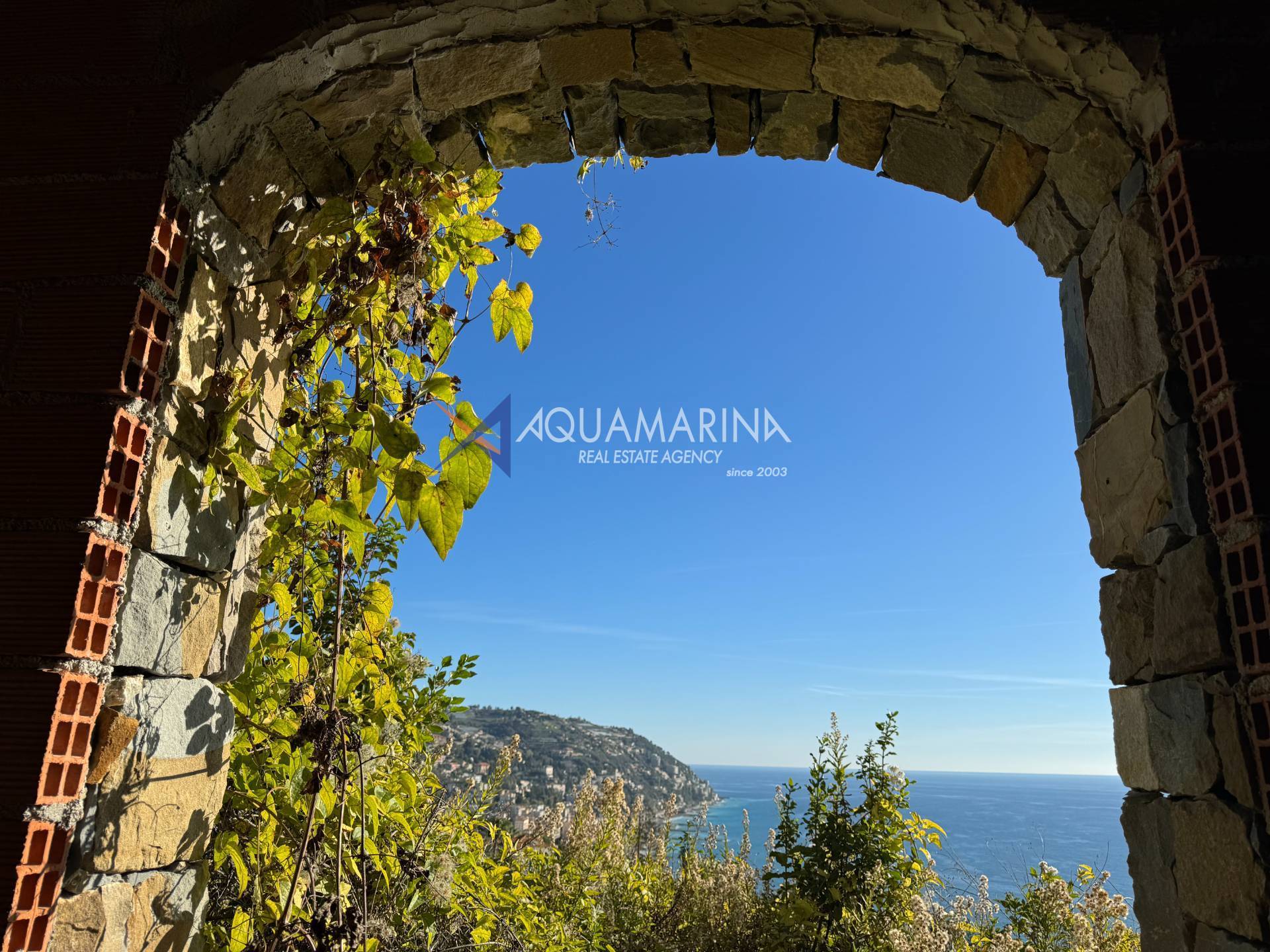 Villa in vendita a Ospedaletti