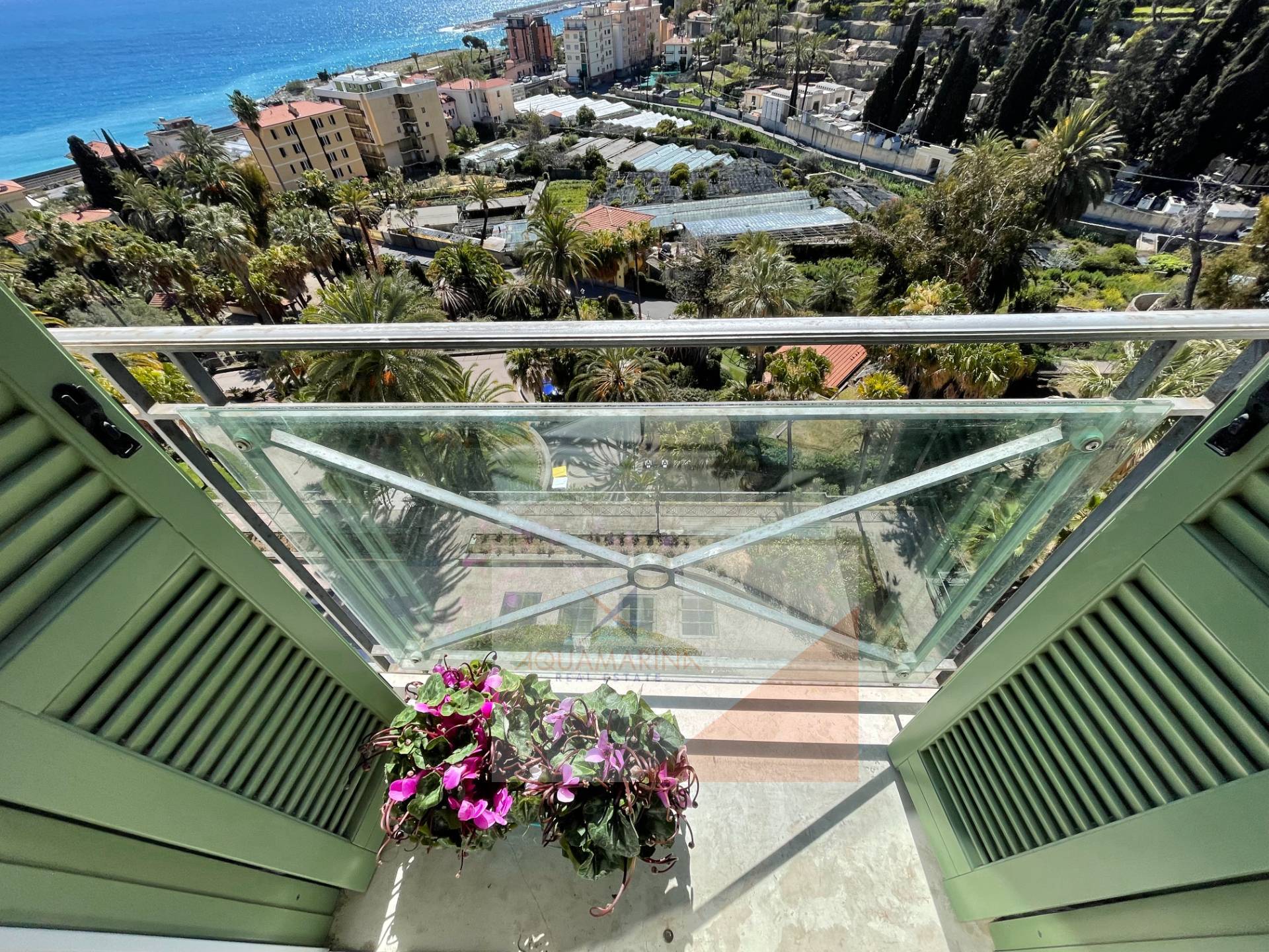 Appartamento in vendita a Bordighera