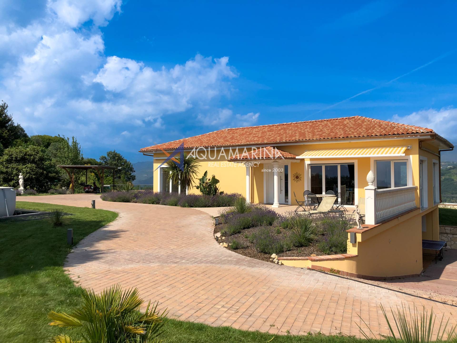 Villa in vendita a Camporosso