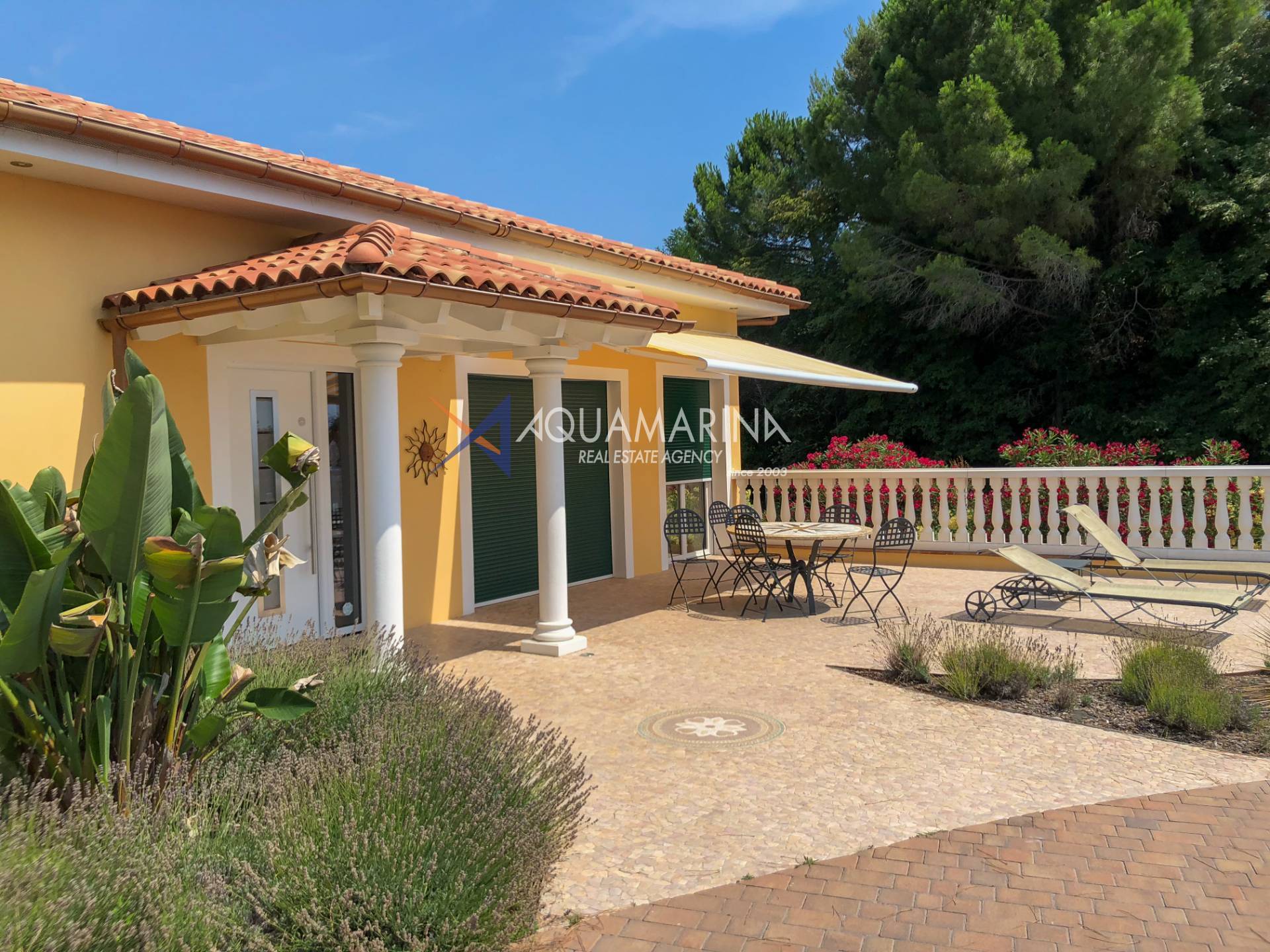 Villa in vendita a Camporosso