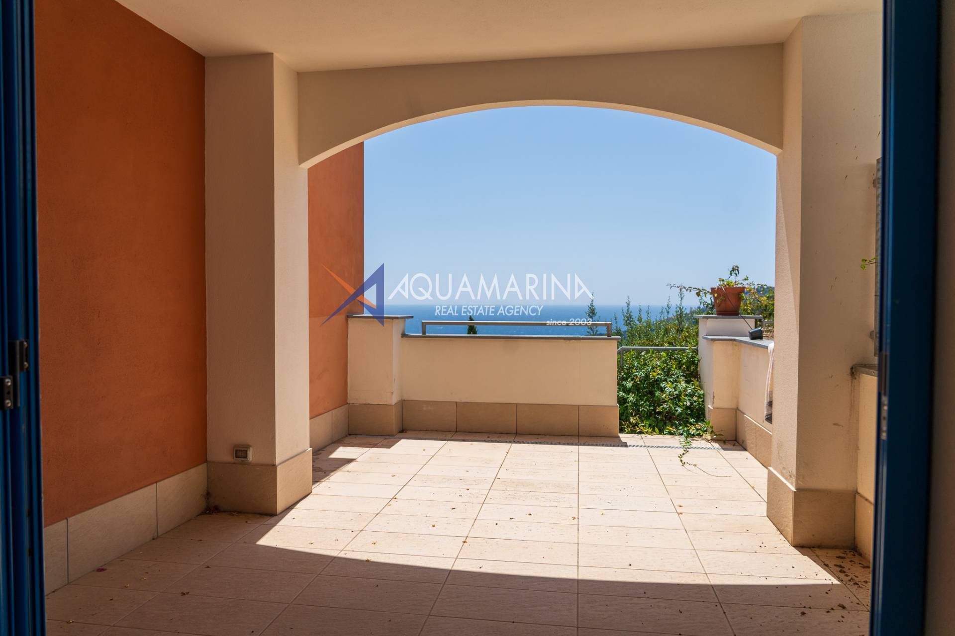 Appartamento in vendita a Ventimiglia, Ville