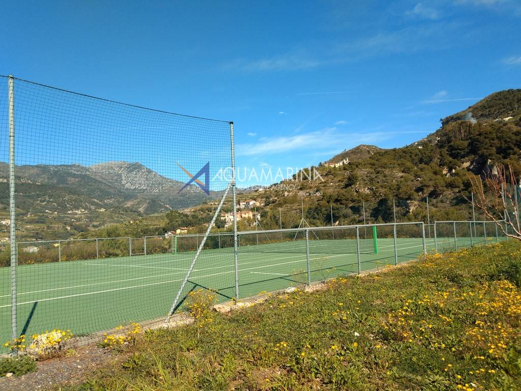 Appartamento in vendita a Ventimiglia, Ville
