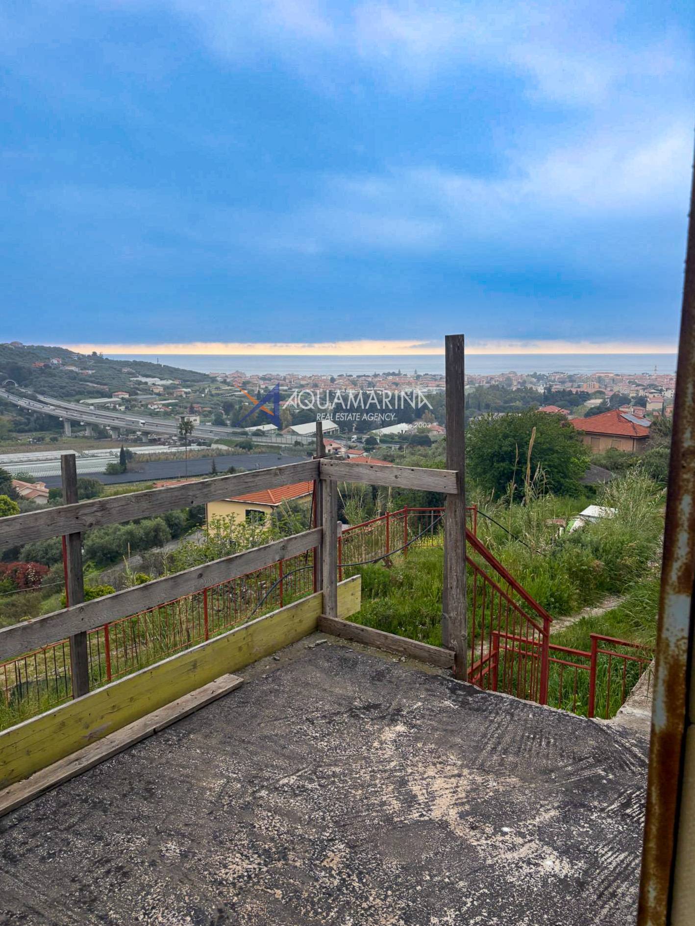 Villa in vendita a Diano Castello