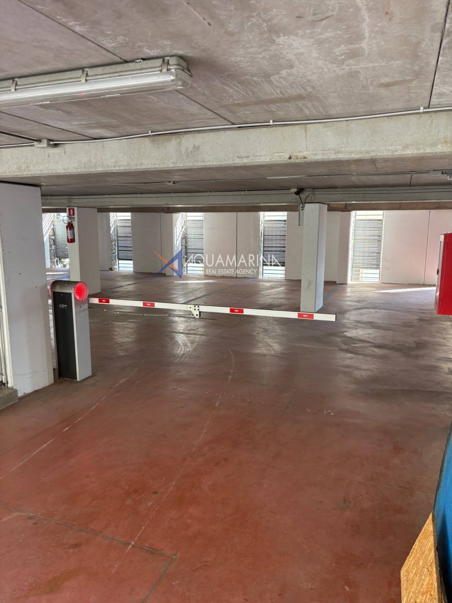 Posto auto coperto in affitto a Santo Stefano al Mare