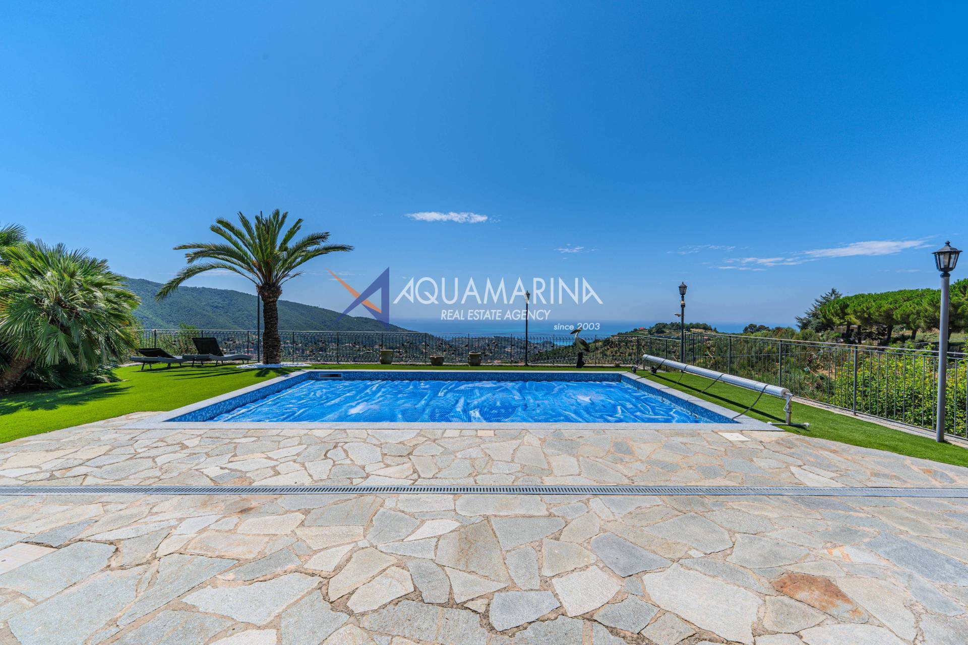 Villa in vendita a Vallebona