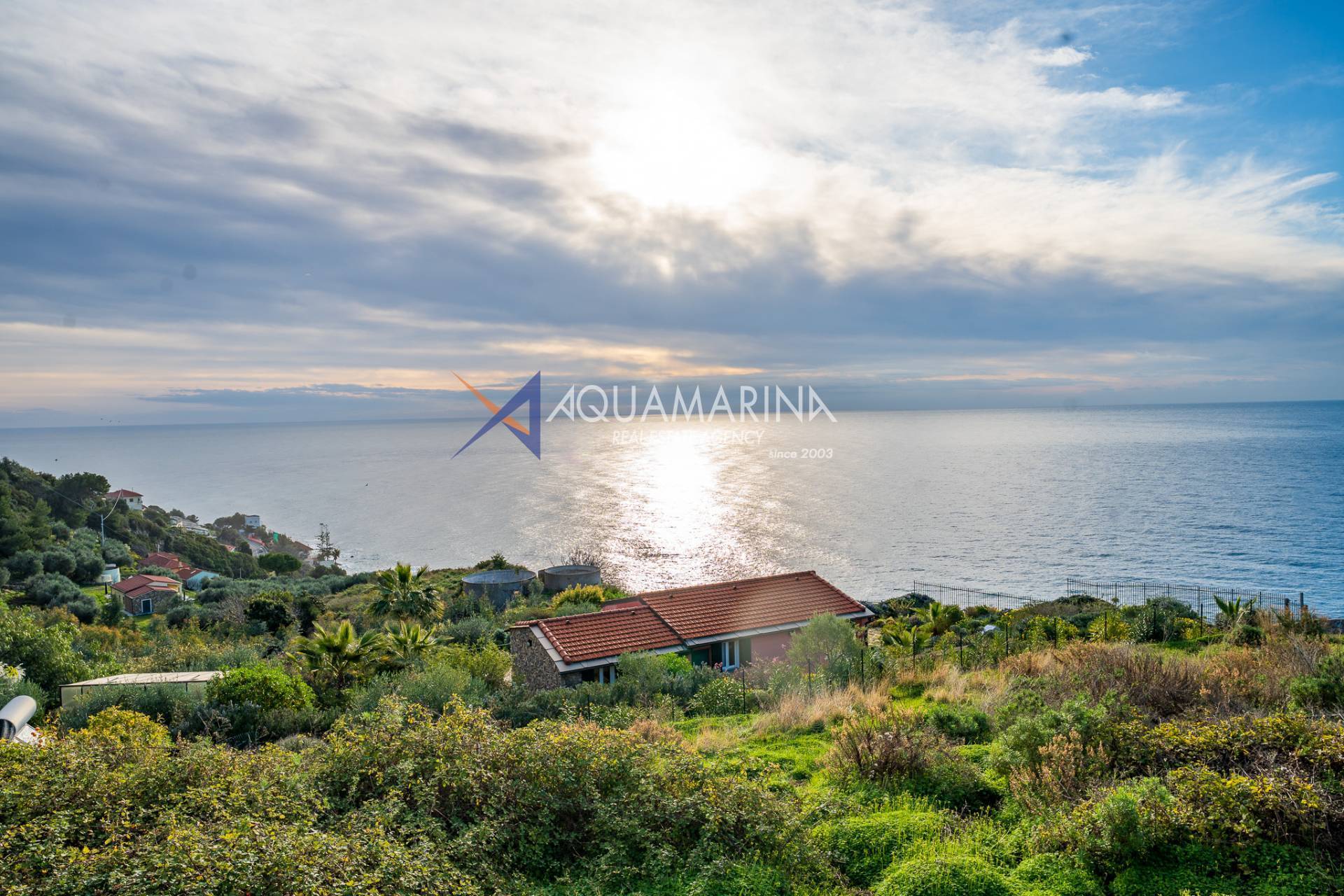 Villa in vendita a Cipressa