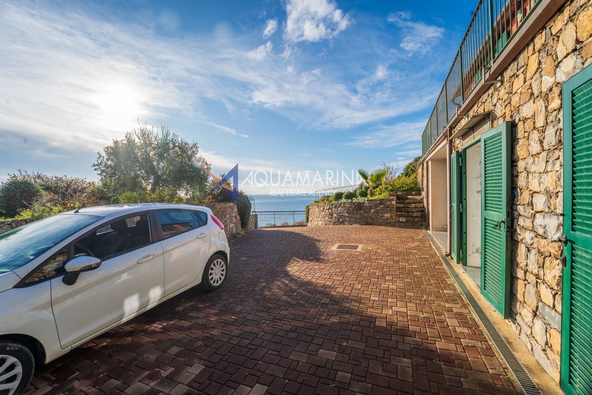 Villa in vendita a Cipressa