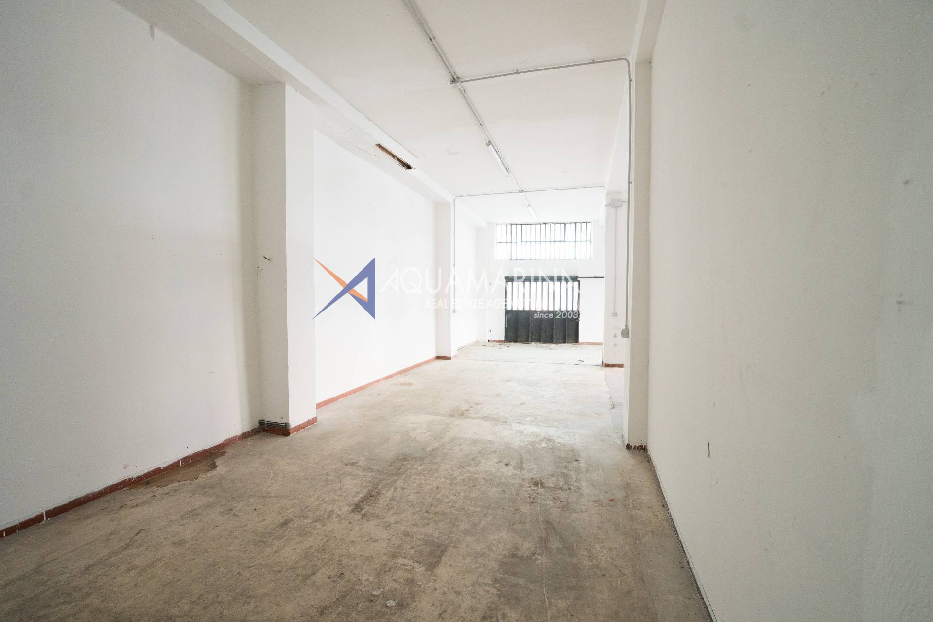 Deposito in vendita a Imperia, Oneglia periferia