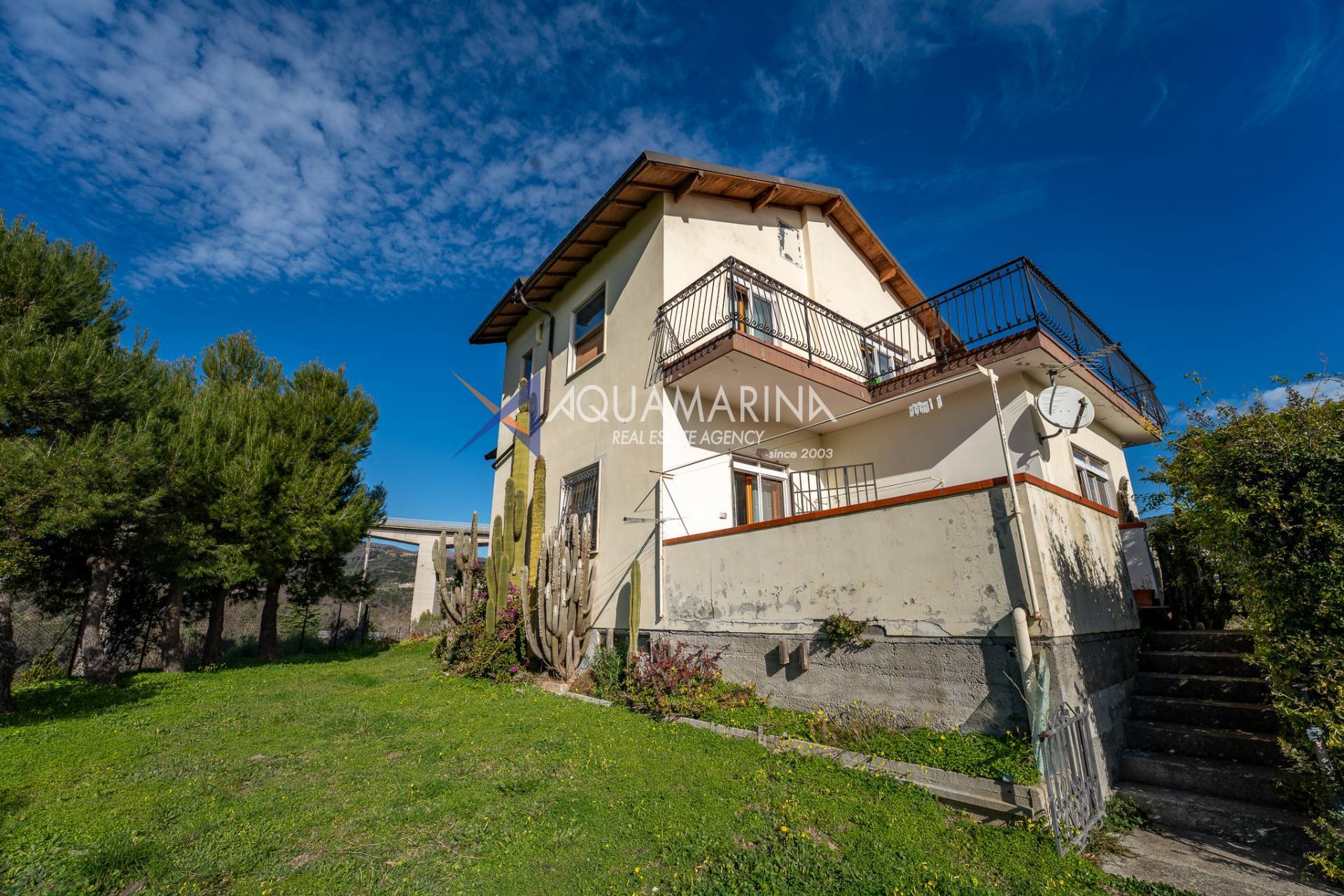 Casa Indipendente in vendita a San Lorenzo al Mare