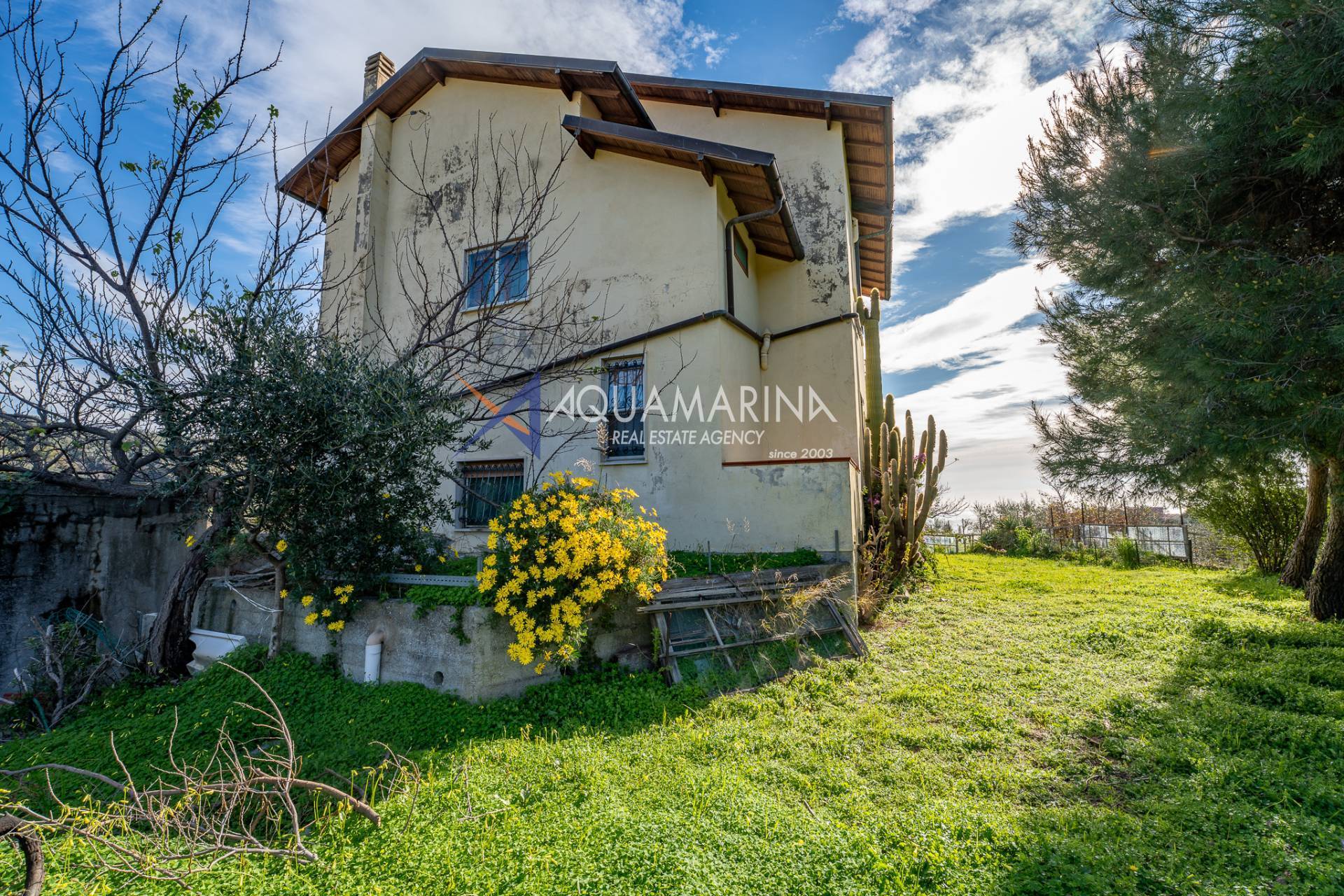 Casa Indipendente in vendita a San Lorenzo al Mare