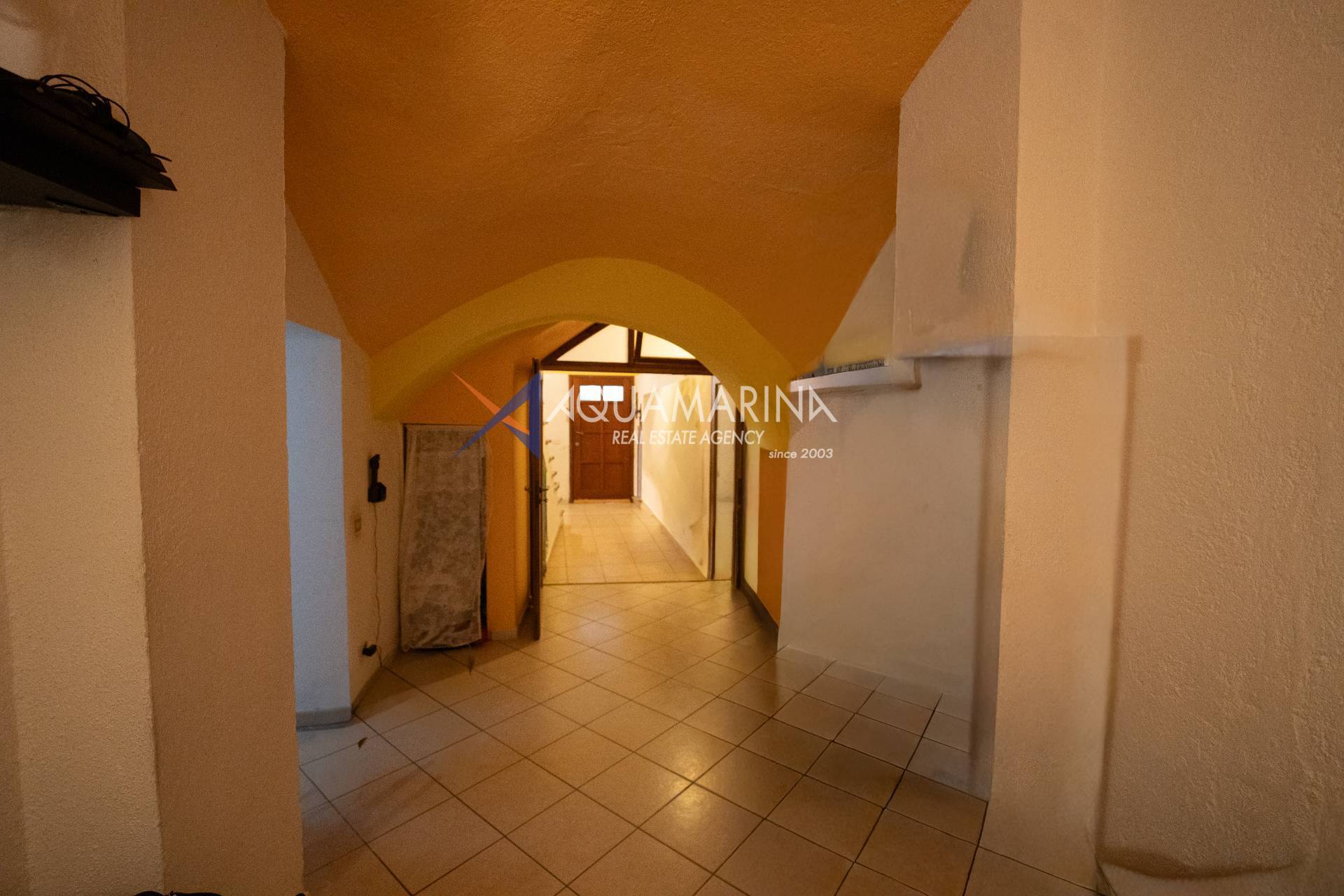 Appartamento in vendita a Costarainera