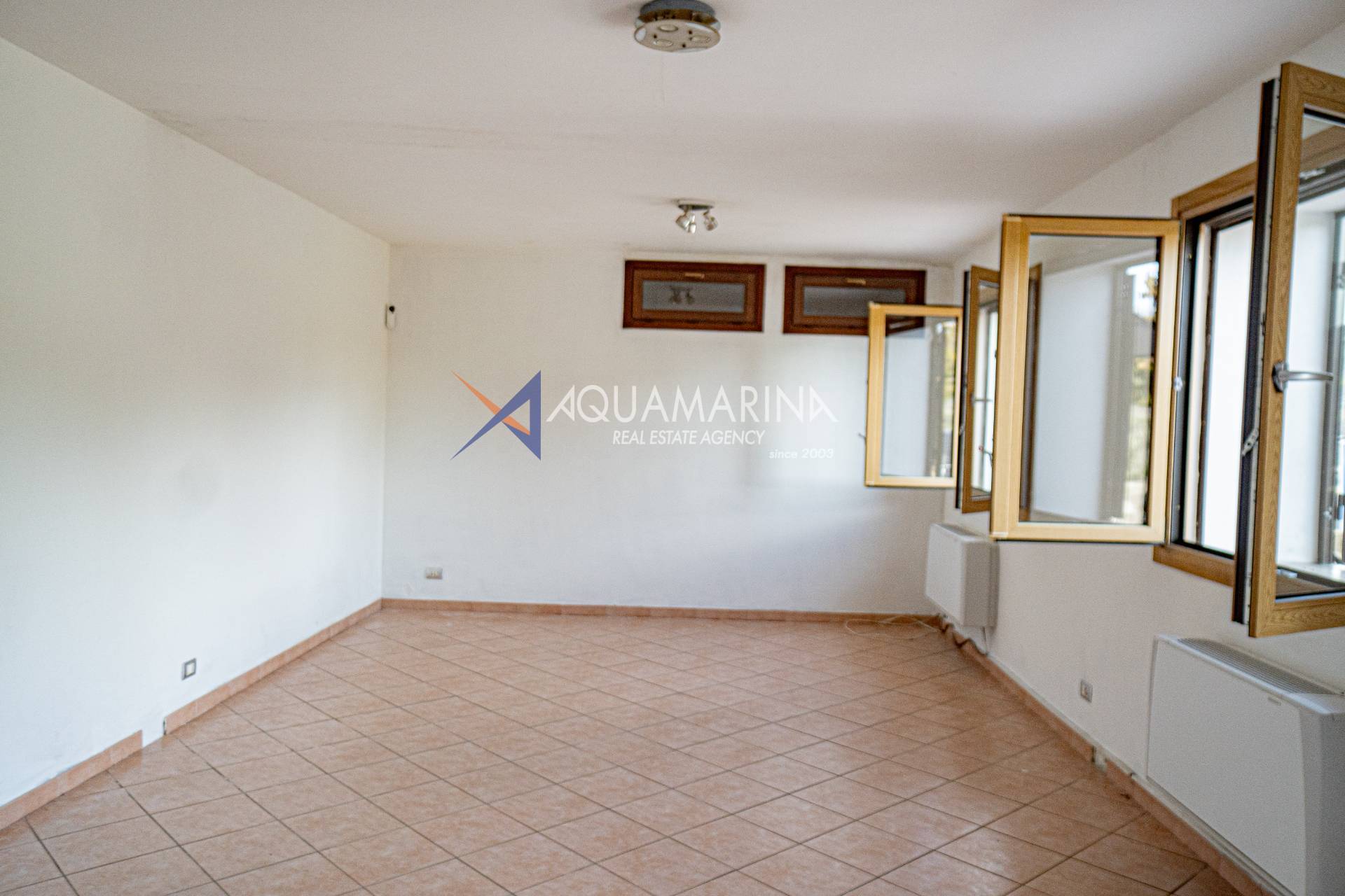 Appartamento in vendita a Camporosso