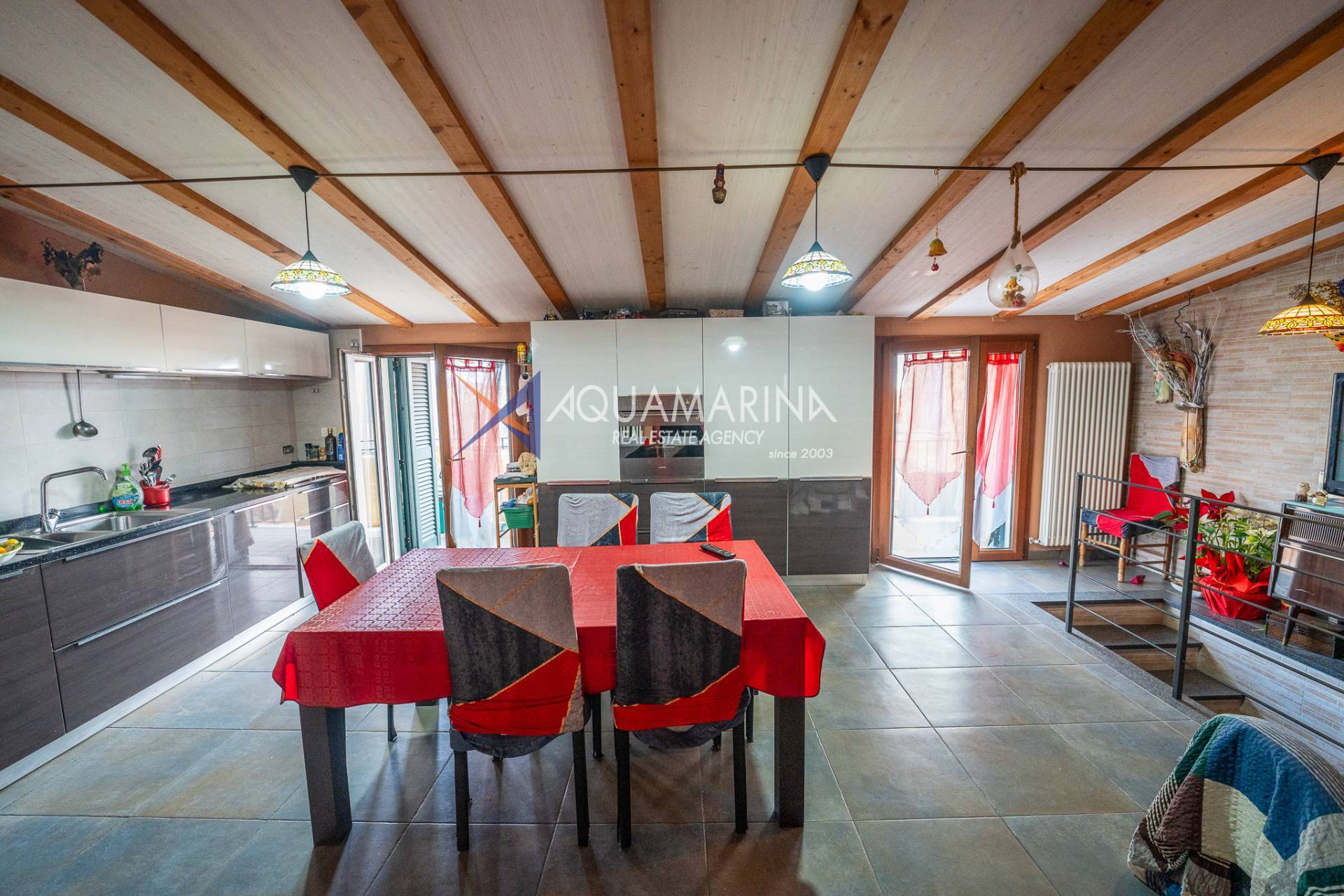 Appartamento in vendita a Pompeiana