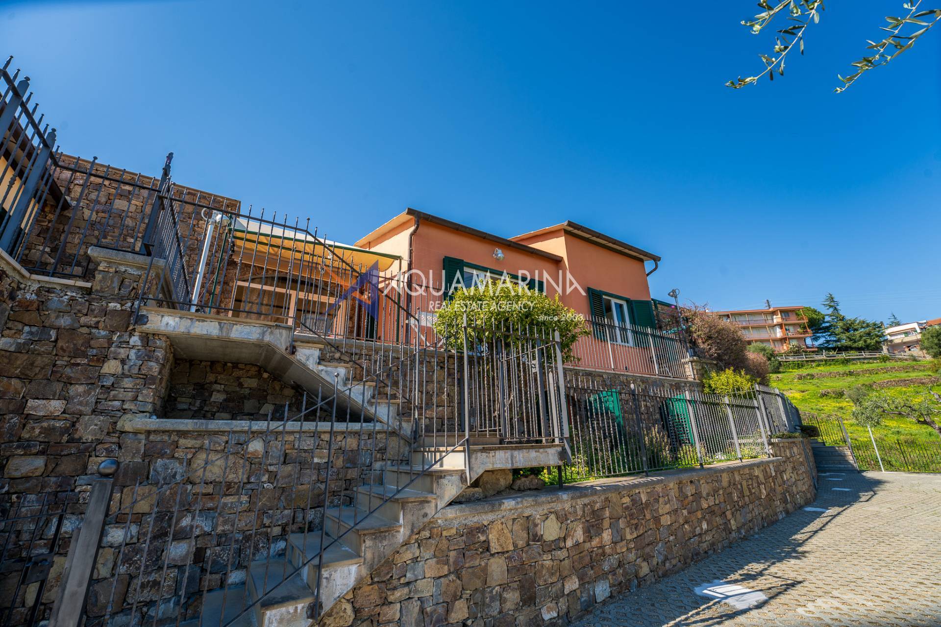 Villette a schiera in vendita a Santo Stefano al Mare