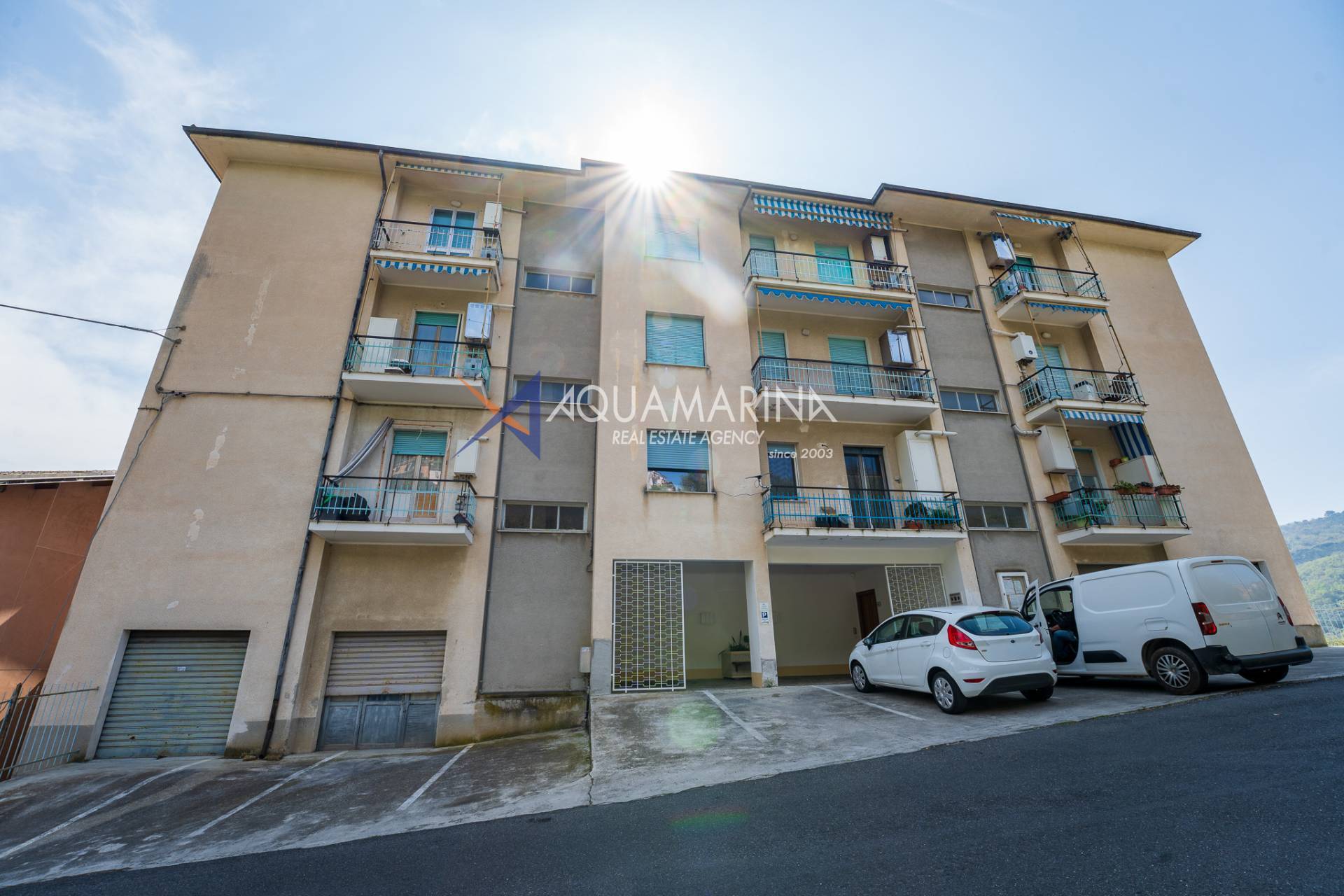 Appartamento in vendita a Pietrabruna