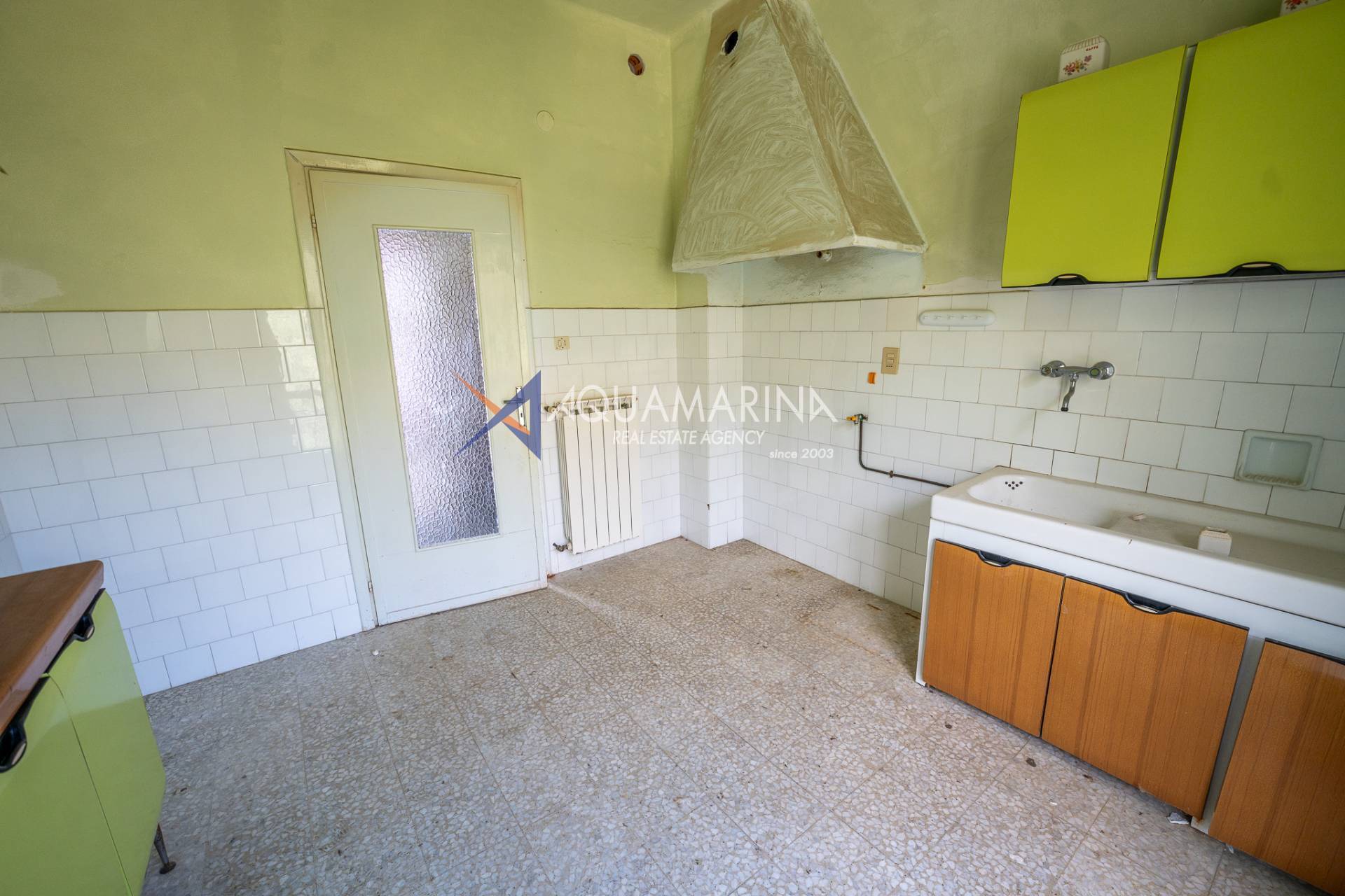 Appartamento in vendita a Pietrabruna