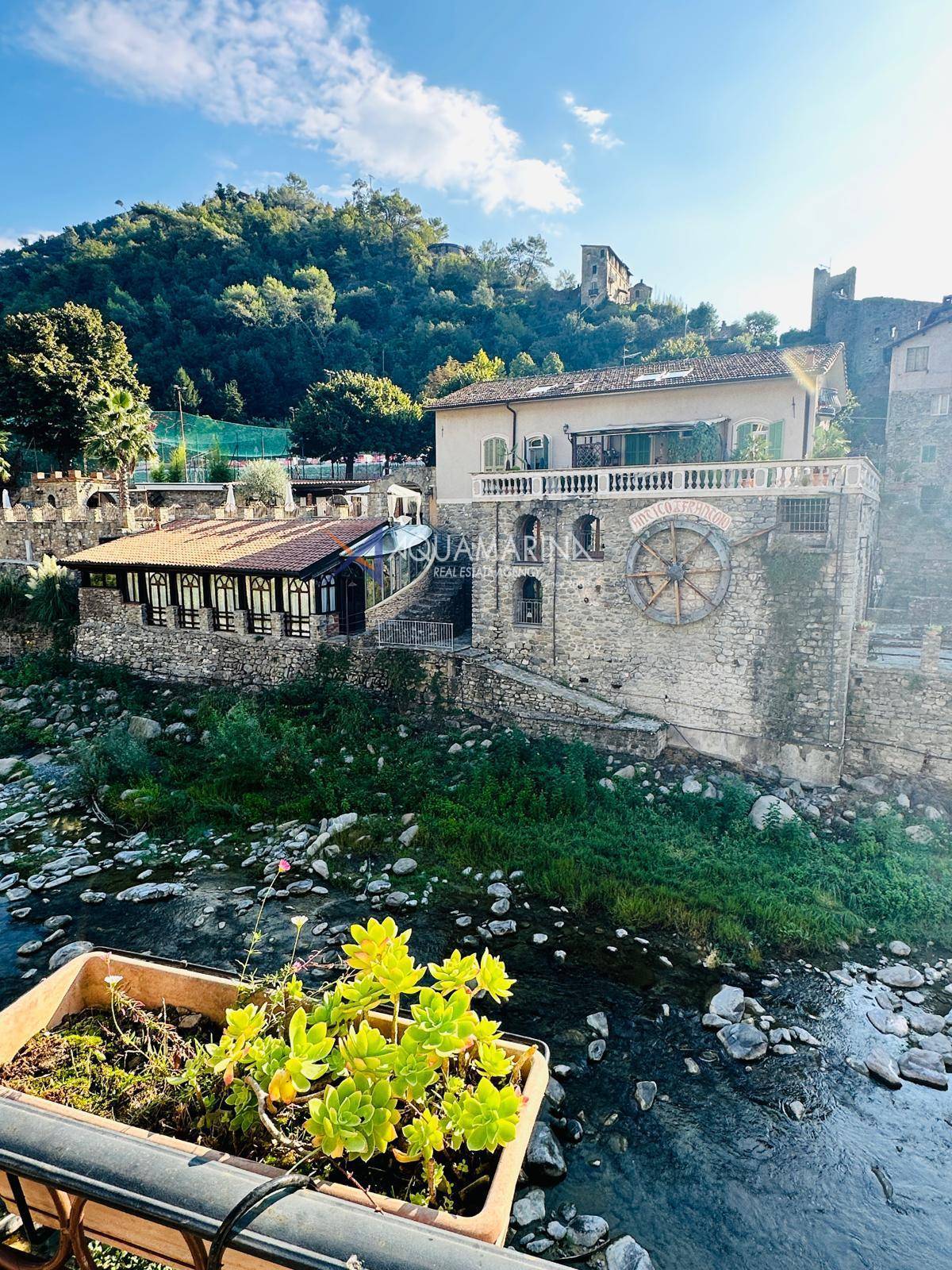 Rustico in vendita a Isolabona