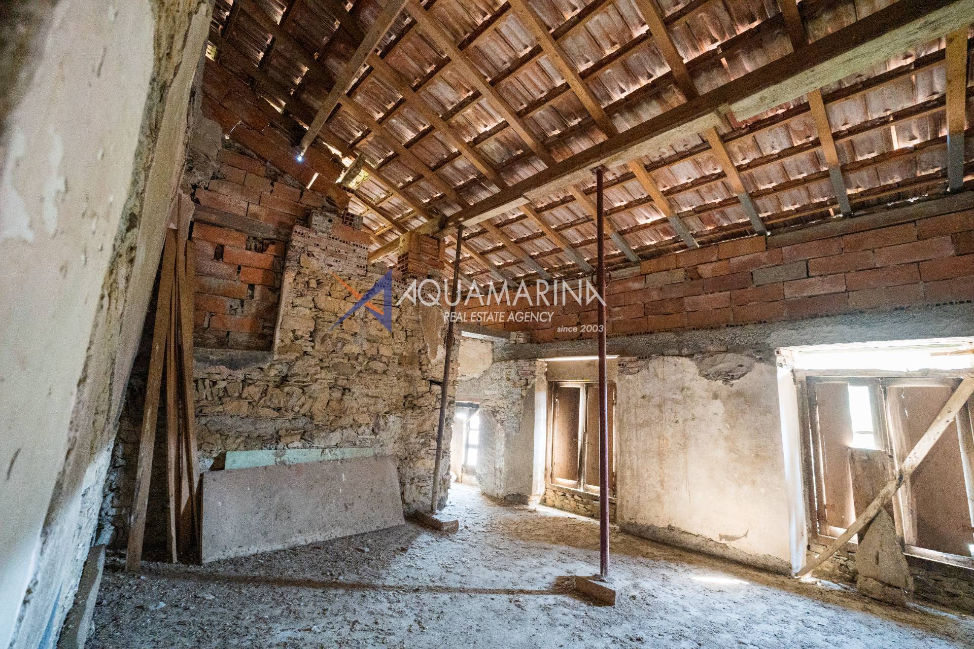 Casa Indipendente in vendita a Imperia, Moltedo