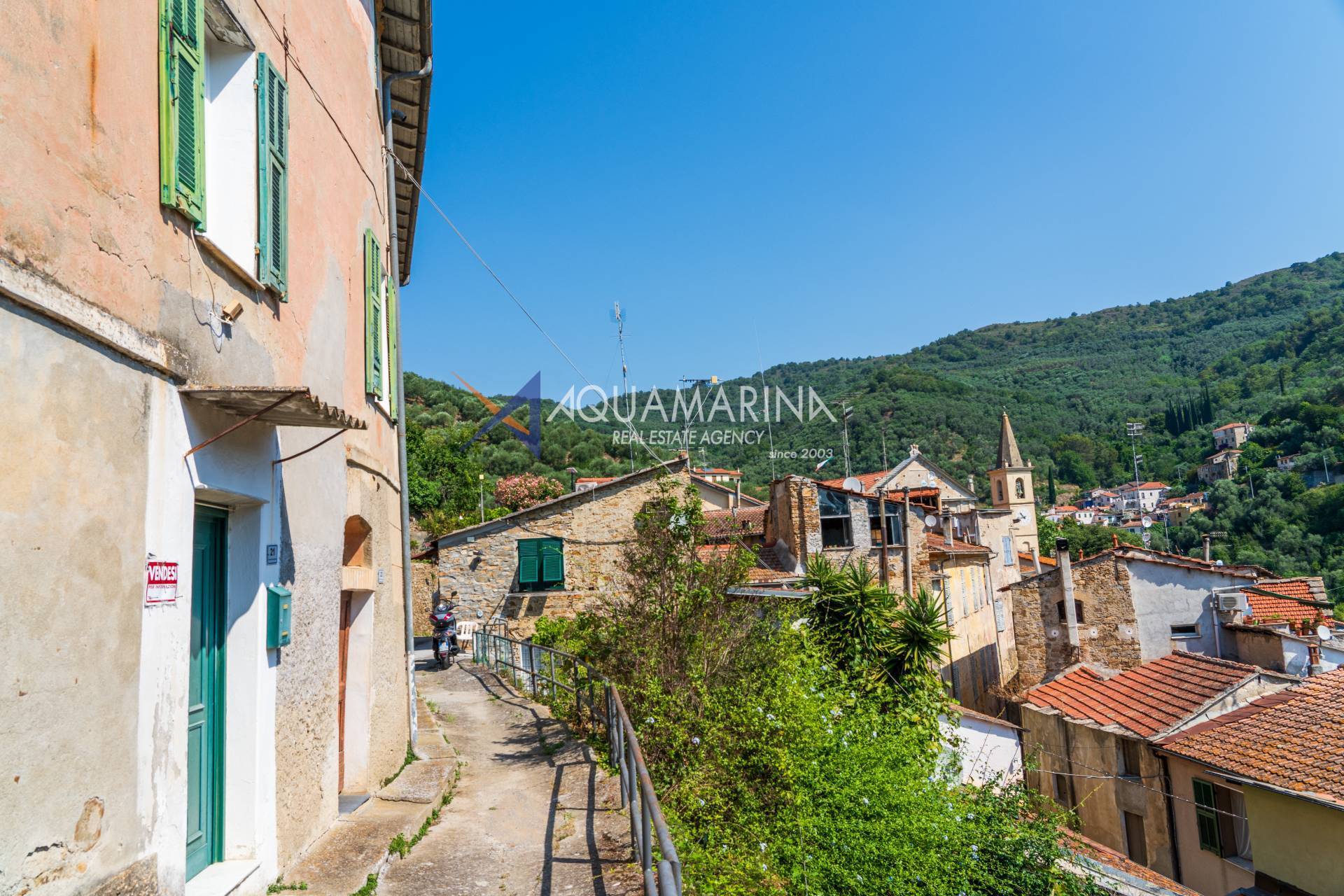 Casa Indipendente in vendita a Imperia, Moltedo