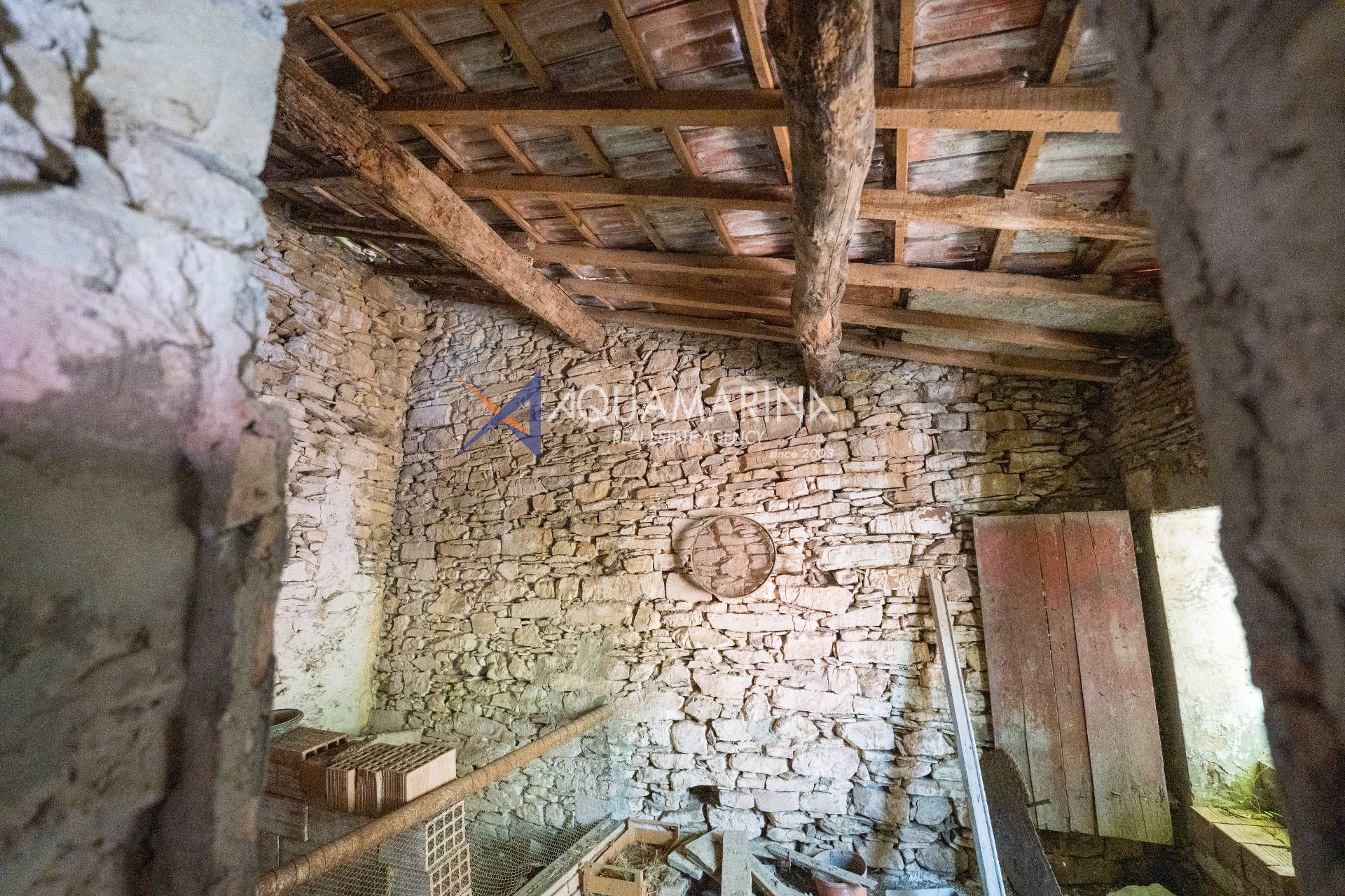 Casa Indipendente in vendita a Imperia, Moltedo