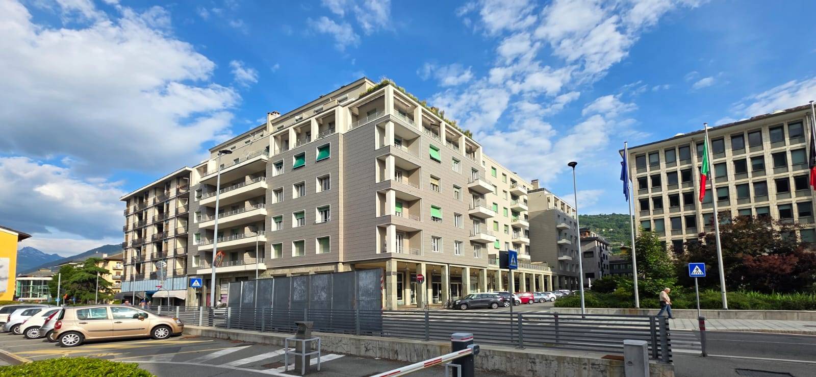 Appartamento in vendita a Aosta, Centro