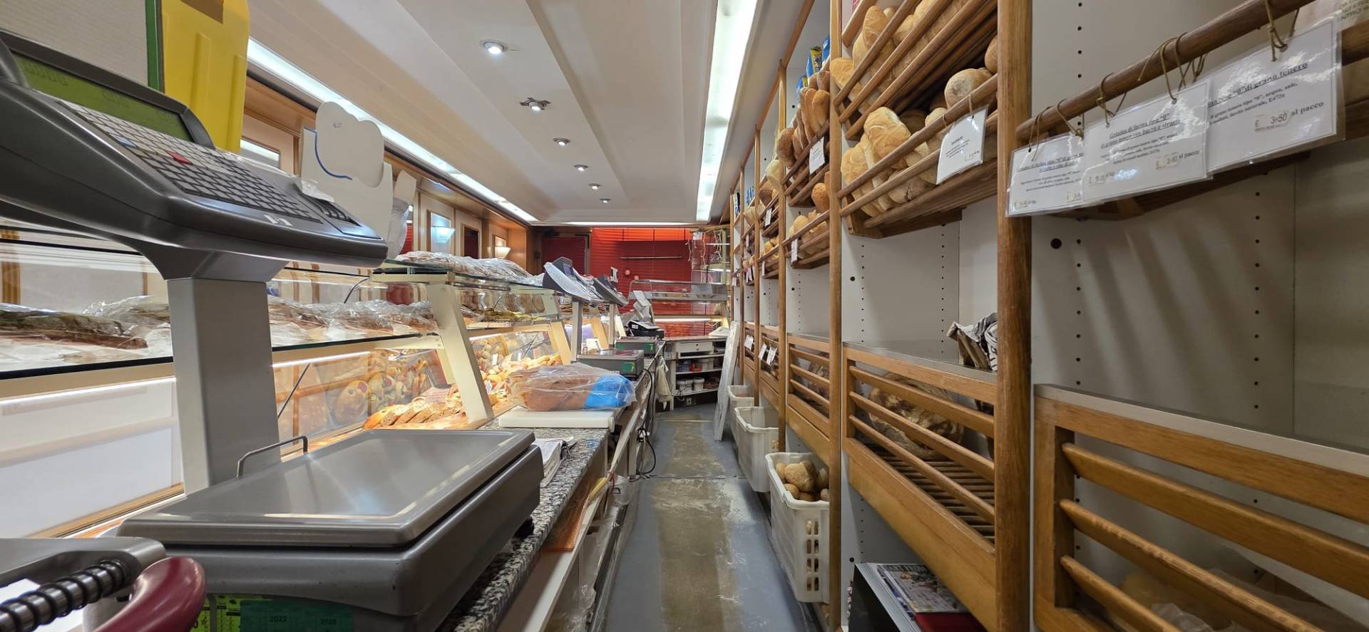 Attivit commerciale in vendita a Aosta, Centro