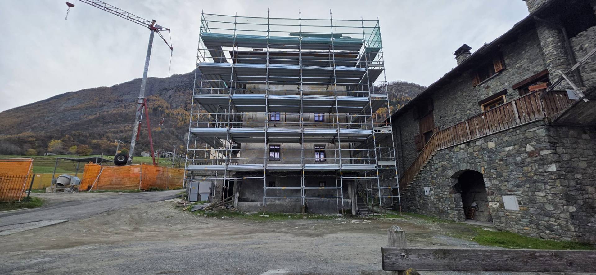 Appartamento in vendita a Pollein, Tharenan (Tharenan)