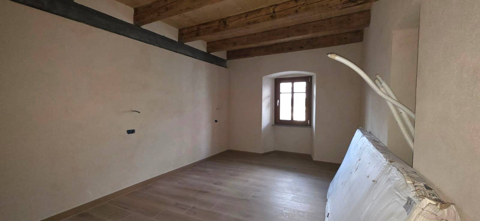 Appartamento in vendita a Pollein, Tharenan (Tharenan)