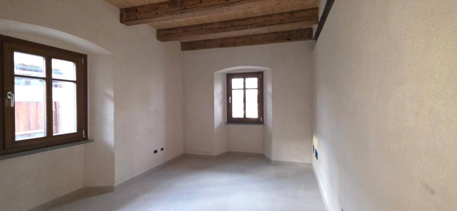 Appartamento in vendita a Pollein, Tharenan (Tharenan)