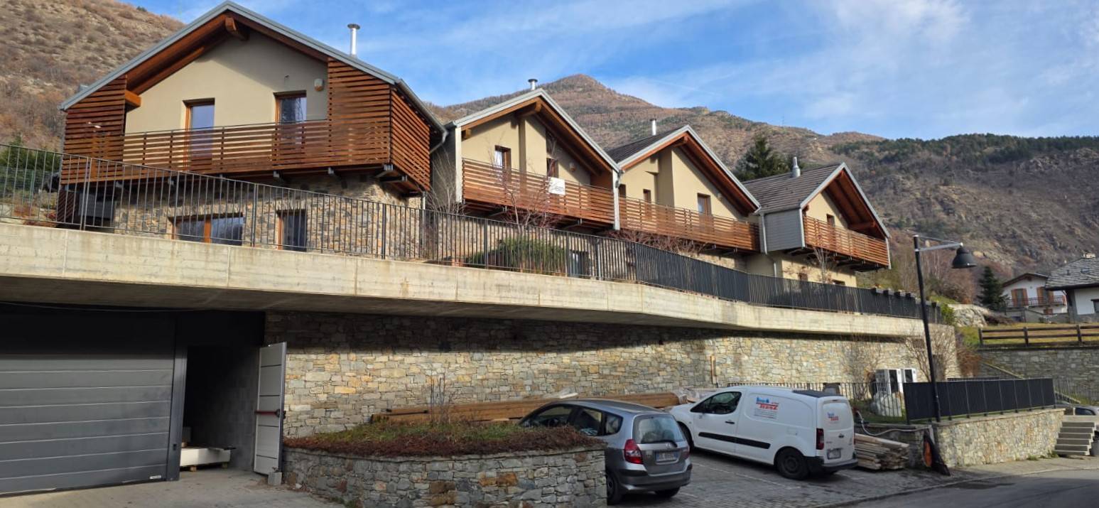 Villette a schiera in vendita a Quart