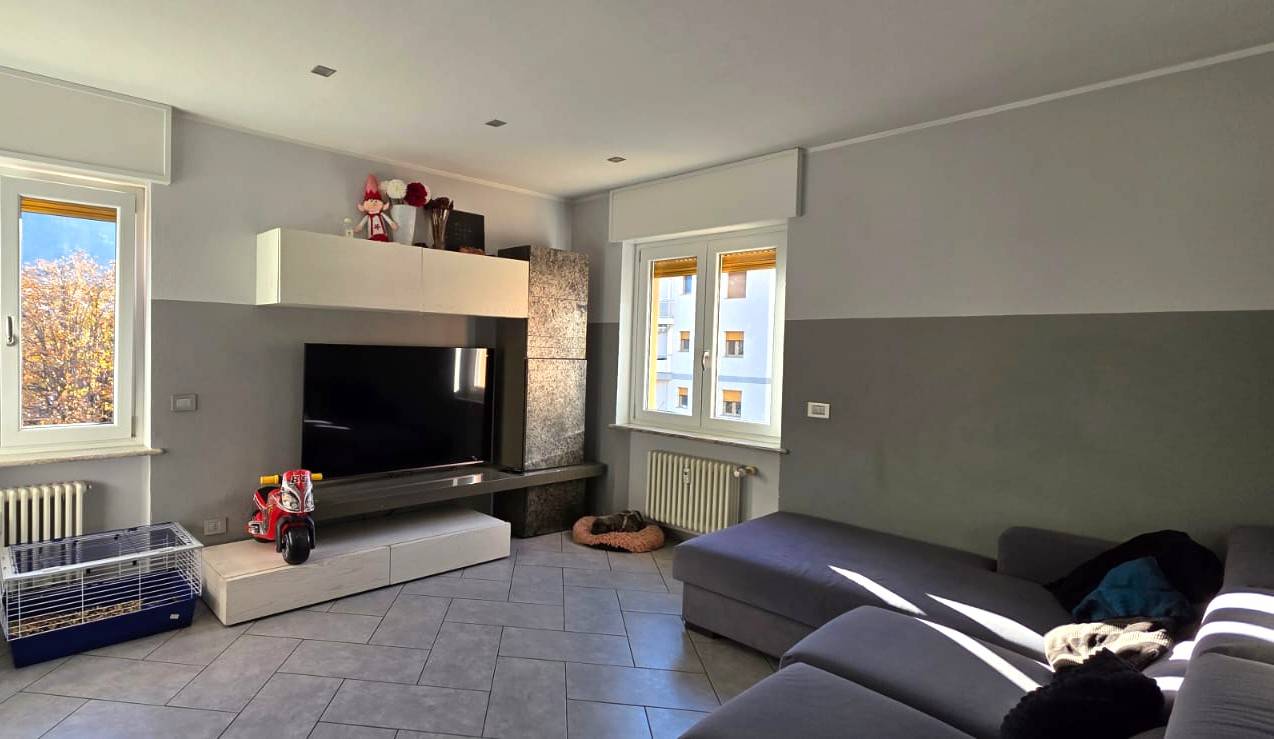 Appartamento in vendita a Aosta, Periferia