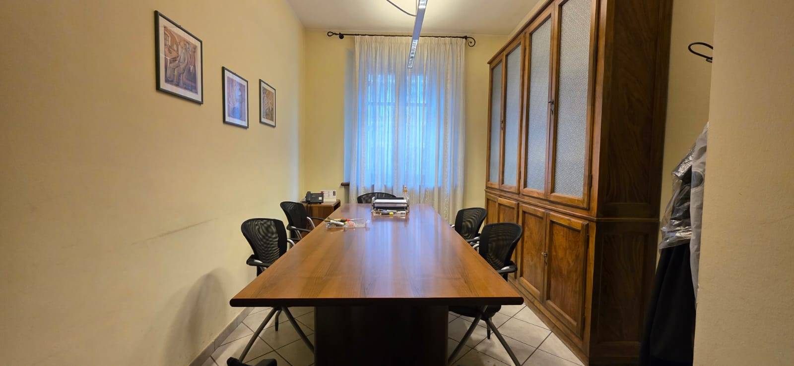 Ufficio in affitto a Aosta, Centro