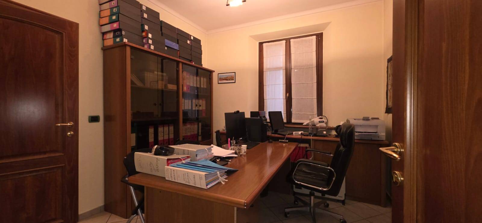 Ufficio in affitto a Aosta, Centro