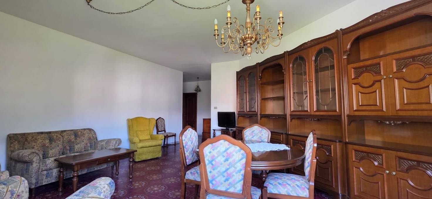 Appartamento in vendita a Aosta, Semicentro