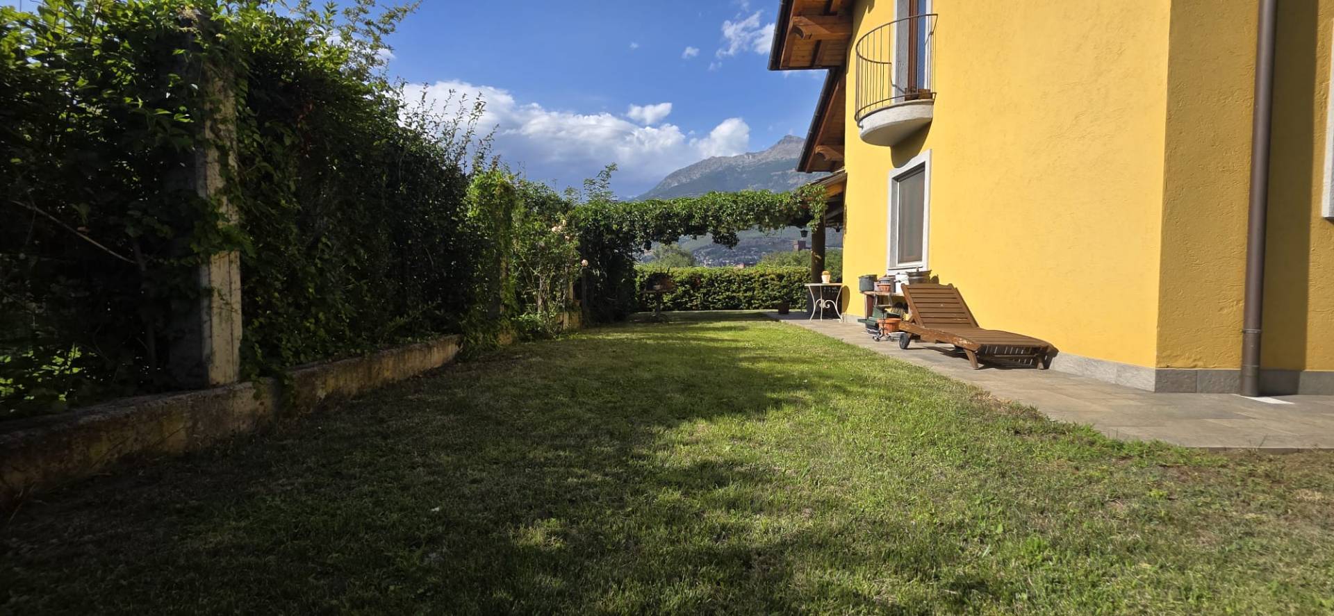 Villa in vendita a Charvensod