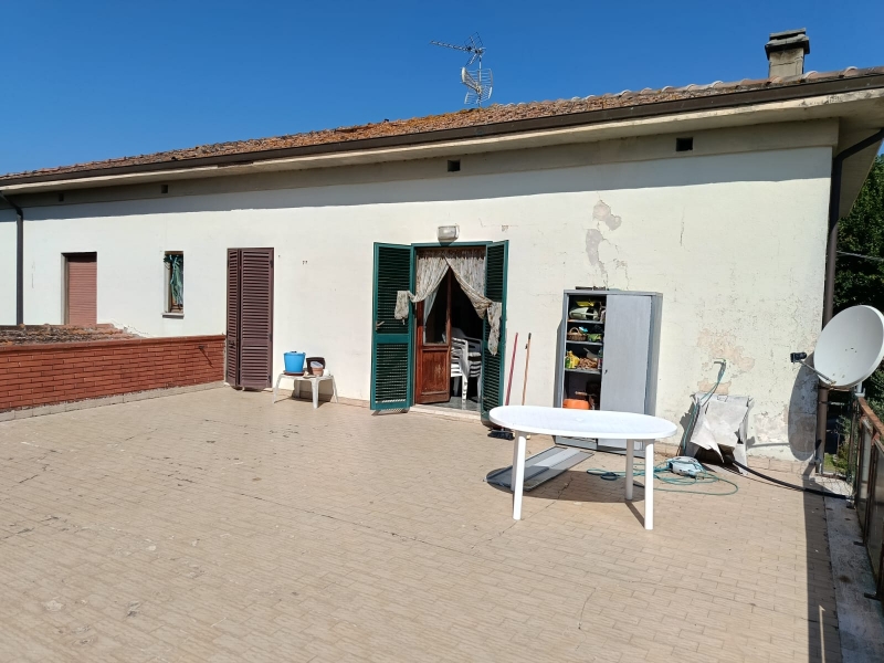 Stabile/Palazzo vista lago a Castiglione del Lago