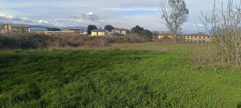 Terreno da ristrutturare a Castiglione del Lago
