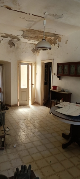 Appartamento da ristrutturare a Passignano sul Trasimeno