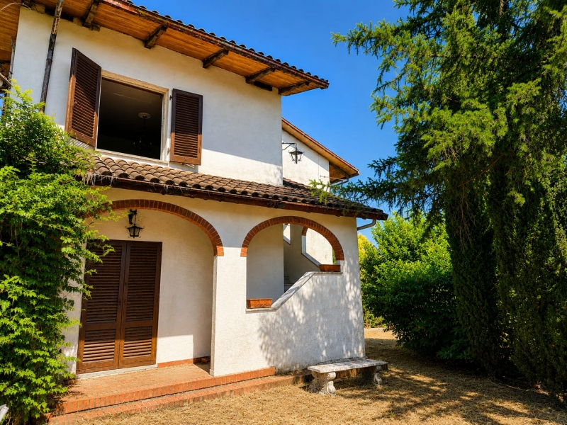 Villa con giardino a Arezzo
